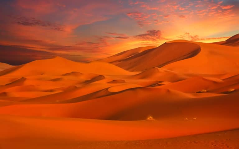 In the Sahara desert, each square metre receives, on average, between 2,000 and 3,000 kilowatt hours of solar energy per year, according to NASA estimates.